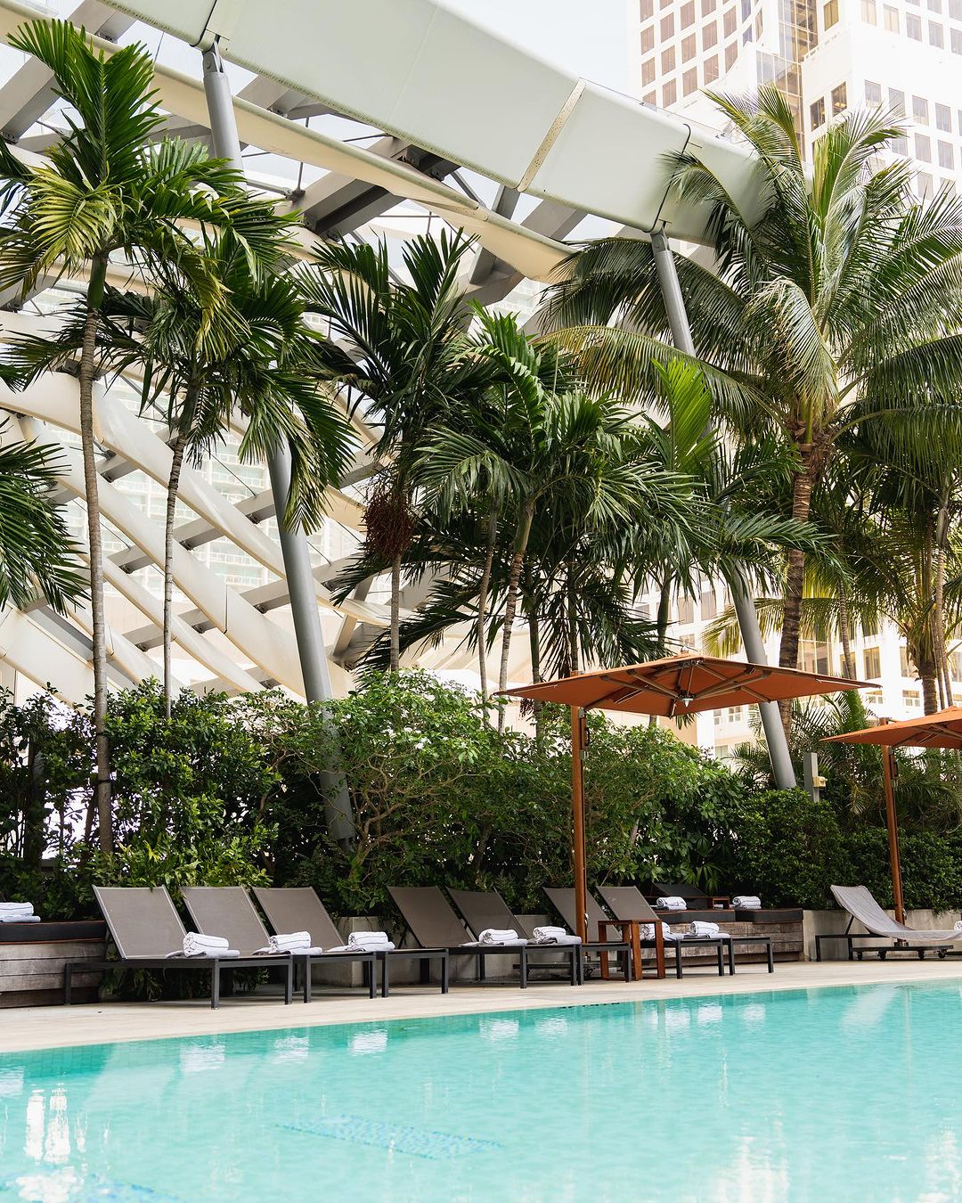 Hotel East Miami Piscina 1