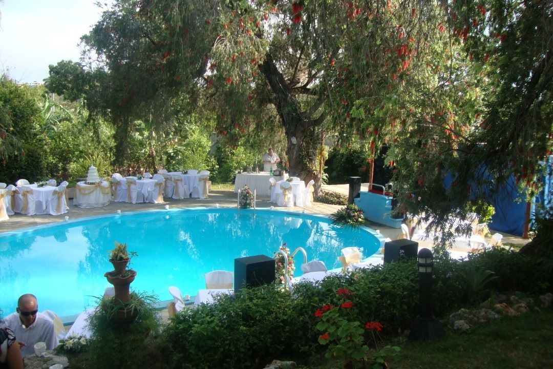 Piscina la Orquídea 10 de octubre: boda Piscina la Orquídea 10 de octubre: boda
