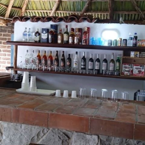 Piscina Volveré en Boyeros: bar Piscina Volveré en Boyeros: bar