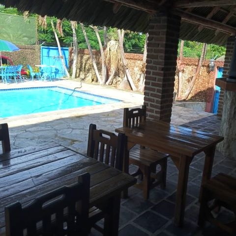 Piscina Volveré en Boyeros: piscina Piscina Volveré en Boyeros: piscina